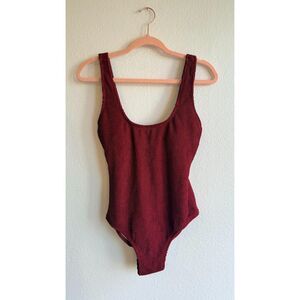 Kona Sol Crinkle Scoop Tie Back One Piece Swimsuit in Burgundy Red Size M NWT